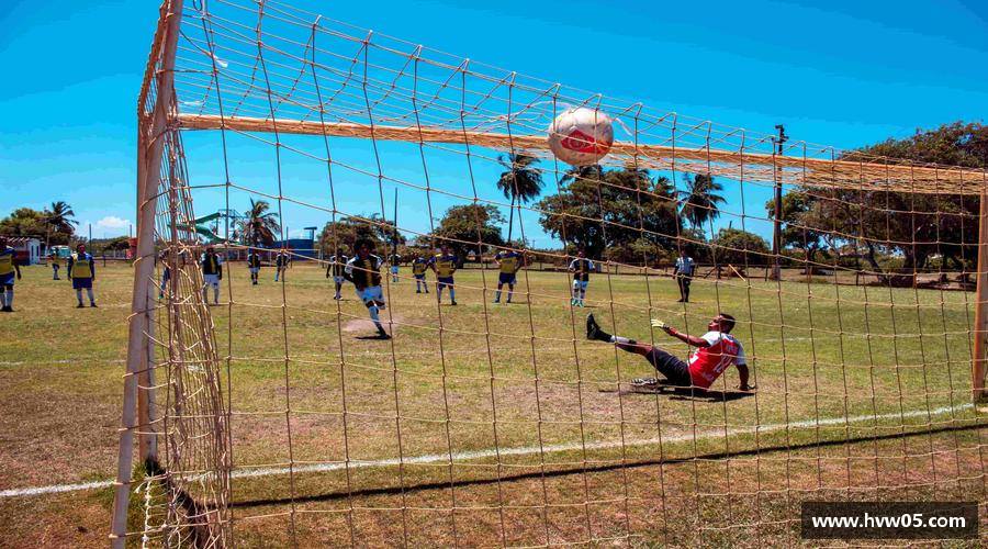 完美电竞平台永不止步，闪耀荣耀！